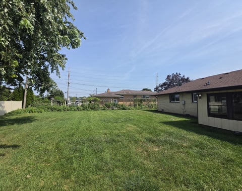 Tiny photo for 6410 W 88th Street, Oak Lawn, IL 60453 (MLS # 12752304)