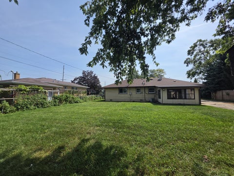 Tiny photo for 6410 W 88th Street, Oak Lawn, IL 60453 (MLS # 12752304)
