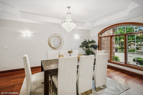 Tiny photo for 3832 W Chase Avenue, Lincolnwood, IL 60712 (MLS # 12748471)
