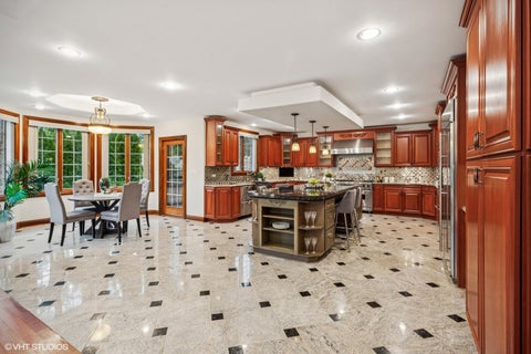 Tiny photo for 3832 W Chase Avenue, Lincolnwood, IL 60712 (MLS # 12748471)