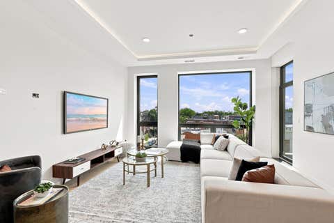 Tiny photo for 2072 N Western Avenue #PH-403, Chicago, IL 60647 (MLS # 12716549)