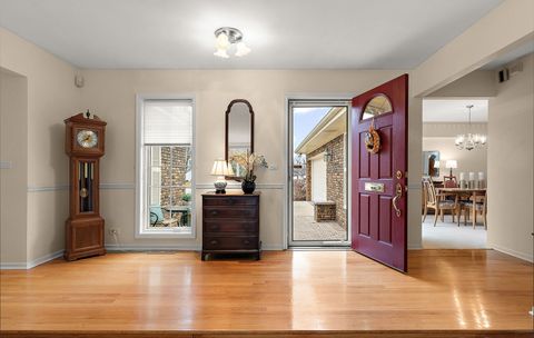 Tiny photo for 1107 W Francis Drive, Arlington Heights, IL 60005 (MLS # 12580522)