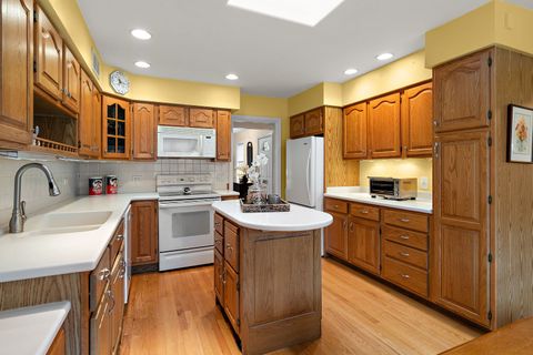 Tiny photo for 1107 W Francis Drive, Arlington Heights, IL 60005 (MLS # 12580522)