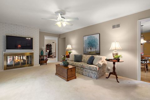 Tiny photo for 1107 W Francis Drive, Arlington Heights, IL 60005 (MLS # 12580522)