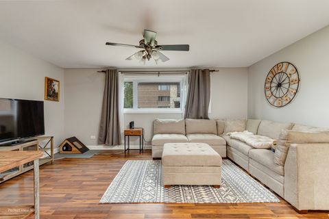 Tiny photo for 6806 Lode Drive #1B, Worth, IL 60482 (MLS # 12492646)