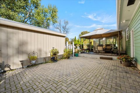 Tiny photo for 1302 Cary Road, Algonquin, IL 60102 (MLS # 12583595)