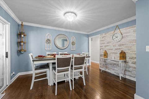 Tiny photo for 1302 Cary Road, Algonquin, IL 60102 (MLS # 12583595)