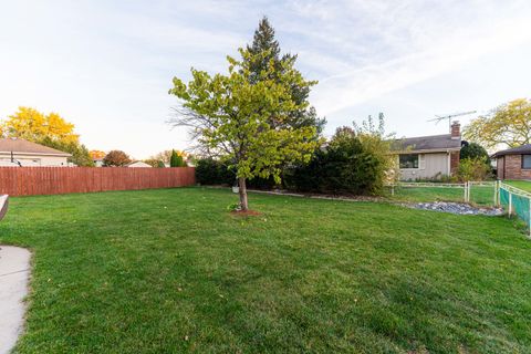 Tiny photo for 1527 W Holtz Avenue, Addison, IL 60101 (MLS # 12511390)