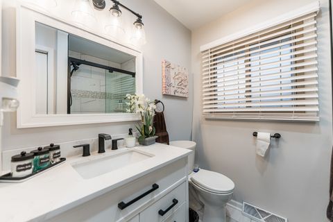 Tiny photo for 1527 W Holtz Avenue, Addison, IL 60101 (MLS # 12511390)