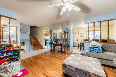 Tiny photo for 1527 W Holtz Avenue, Addison, IL 60101 (MLS # 12511390)