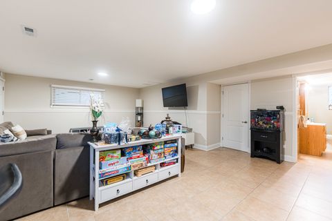 Tiny photo for 1527 W Holtz Avenue, Addison, IL 60101 (MLS # 12511390)