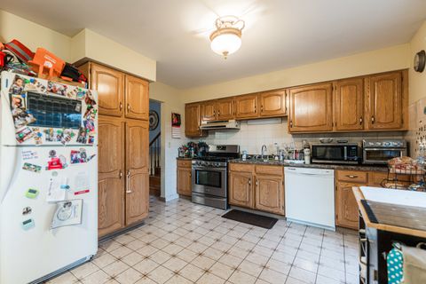 Tiny photo for 1527 W Holtz Avenue, Addison, IL 60101 (MLS # 12511390)