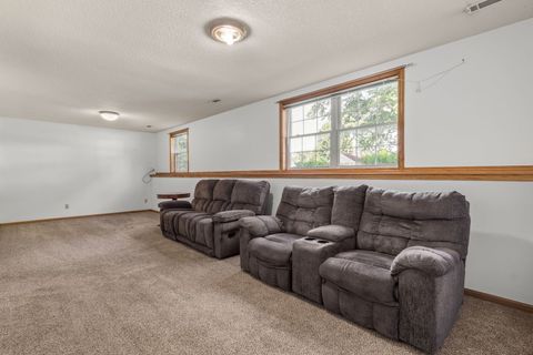 Tiny photo for 3004 N Gaines Street, Davenport, IA 52804 (MLS # 12667338)