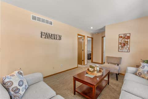 Tiny photo for 3004 N Gaines Street, Davenport, IA 52804 (MLS # 12667338)