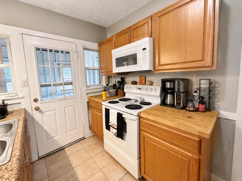 Tiny photo for 812 S Jefferson Avenue, Lockport, IL 60441 (MLS # 12735359)