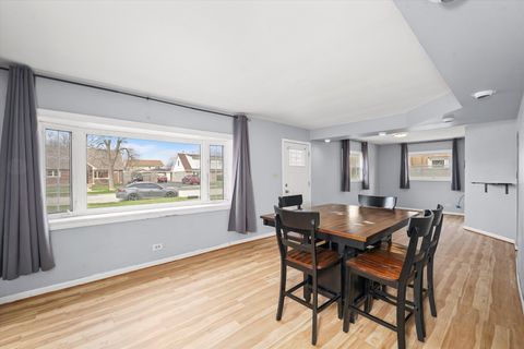 Tiny photo for 10937 Moody Avenue, Chicago Ridge, IL 60415 (MLS # 12326897)