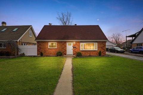 Tiny photo for 10937 Moody Avenue, Chicago Ridge, IL 60415 (MLS # 12326897)
