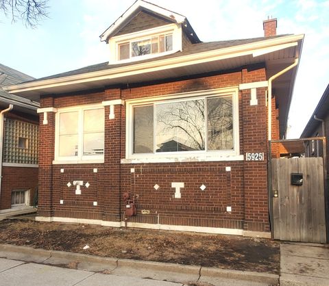 5925 S Francisco Avenue Chicago IL 60629