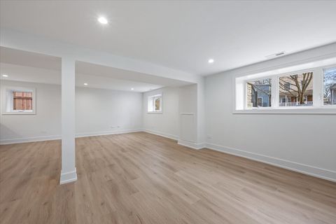 Tiny photo for 1042 Dewey Avenue, Evanston, IL 60202 (MLS # 12570173)