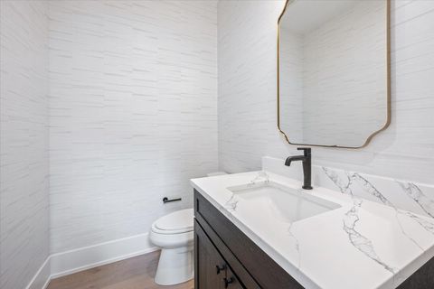 Tiny photo for 1042 Dewey Avenue, Evanston, IL 60202 (MLS # 12570173)