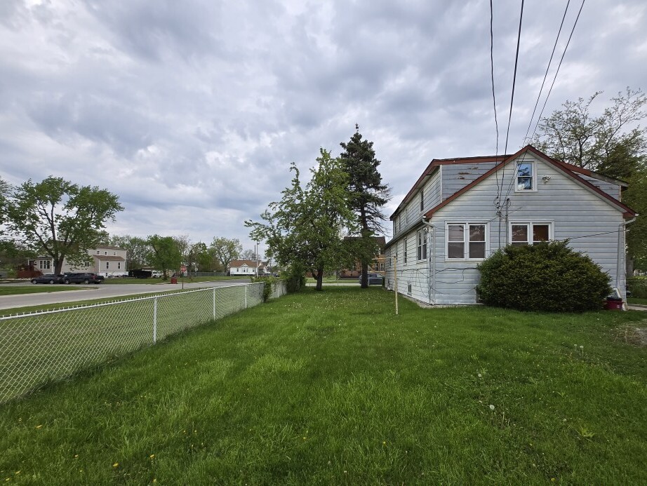 609 E 152nd Street