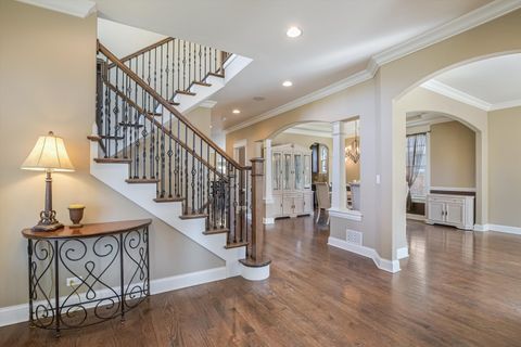 Tiny photo for 7524 W Jonquil Terrace, Niles, IL 60714 (MLS # 12478827)