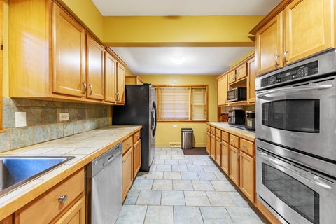 Tiny photo for 1124 Linden Avenue, Bellwood, IL 60104 (MLS # 12743291)