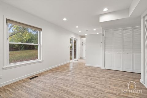 Tiny photo for 1011 Wesley Lane, Algonquin, IL 60102 (MLS # 12503345)