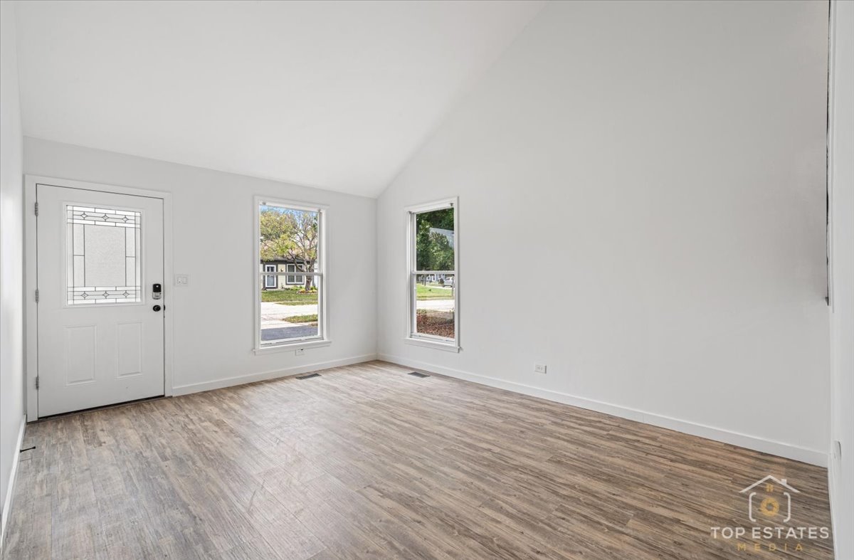 1011 Wesley Lane