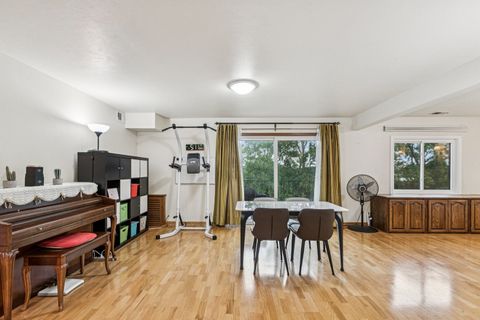 Tiny photo for 522 E ALGONQUIN Road #201, Schaumburg, IL 60173 (MLS # 12474060)