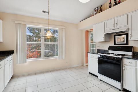 Tiny photo for 6 Arboretum Drive, Lombard, IL 60148 (MLS # 12505280)