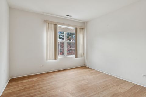 Tiny photo for 6 Arboretum Drive, Lombard, IL 60148 (MLS # 12505280)