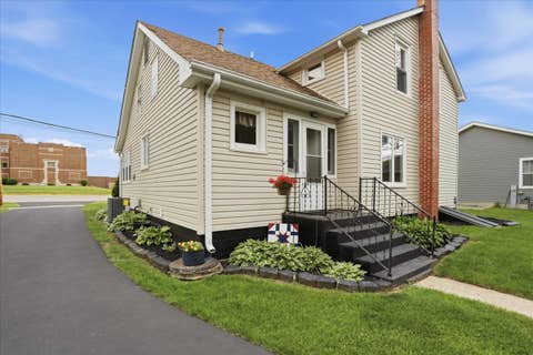 Tiny photo for 503 S Wells Street, Sandwich, IL 60548 (MLS # 12644039)