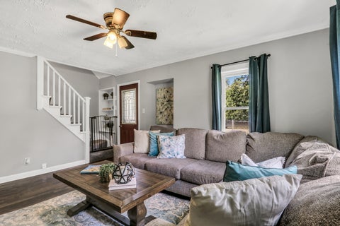Tiny photo for 901 Flintwood Court, Round Lake Heights, IL 60073 (MLS # 12792043)