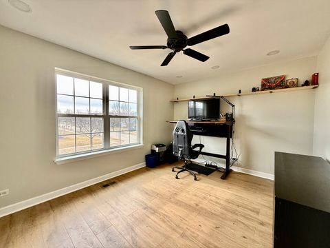 Tiny photo for 611 Paris Avenue, Oswego, IL 60543 (MLS # 12548671)