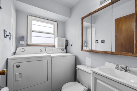 Tiny photo for 132 N Pinecrest Road, Bolingbrook, IL 60440 (MLS # 12594616)