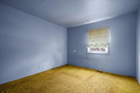 Tiny photo for 132 N Pinecrest Road, Bolingbrook, IL 60440 (MLS # 12594616)