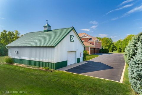 Tiny photo for 16 Ascot Lane, Barrington Hills, IL 60010 (MLS # 12478804)