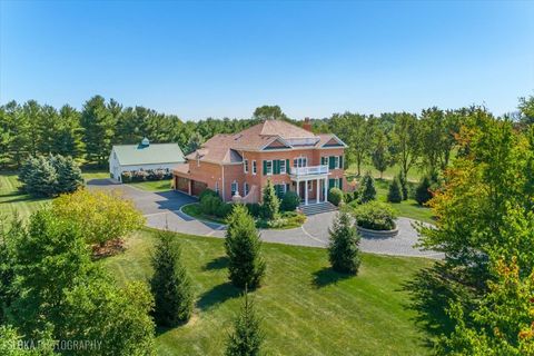 Tiny photo for 16 Ascot Lane, Barrington Hills, IL 60010 (MLS # 12478804)