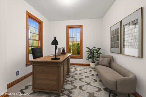 Tiny photo for 16 Ascot Lane, Barrington Hills, IL 60010 (MLS # 12478804)