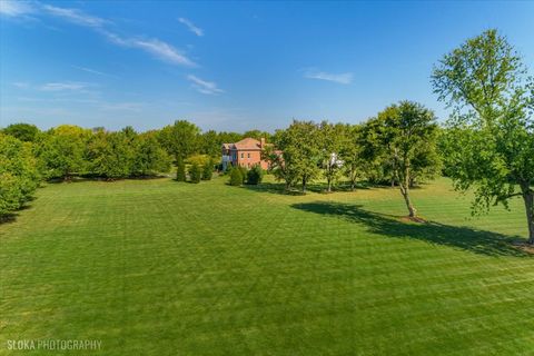 Tiny photo for 16 Ascot Lane, Barrington Hills, IL 60010 (MLS # 12478804)