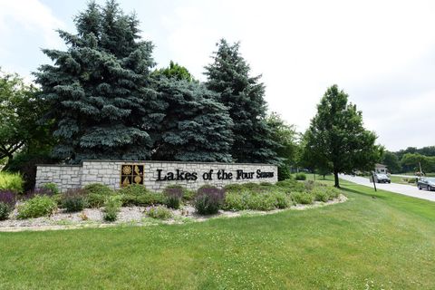 Tiny photo for 5065 Spinnaker Lane #E, Crown Point, IN 46307 (MLS # 12610962)