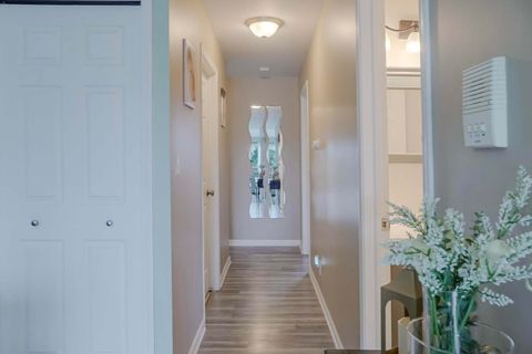 Tiny photo for 5065 Spinnaker Lane #E, Crown Point, IN 46307 (MLS # 12610962)