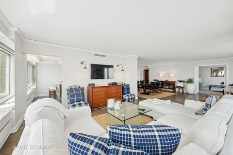 Tiny photo for 132 E Delaware Place #5106, Chicago, IL 60611 (MLS # 12387955)