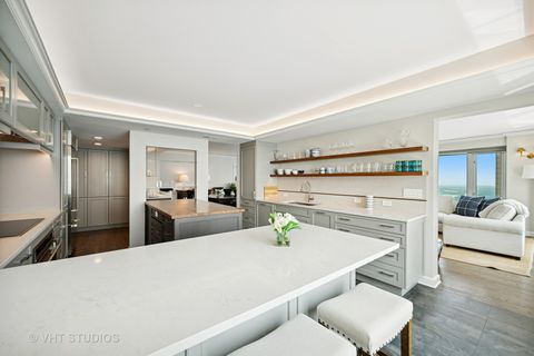 Tiny photo for 132 E Delaware Place #5106, Chicago, IL 60611 (MLS # 12387955)