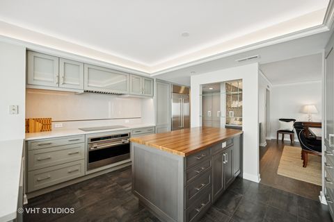 Tiny photo for 132 E Delaware Place #5106, Chicago, IL 60611 (MLS # 12387955)
