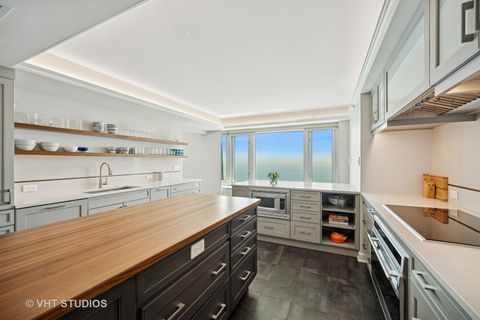 Tiny photo for 132 E Delaware Place #5106, Chicago, IL 60611 (MLS # 12387955)