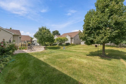 Tiny photo for 1119 Heathrow Lane, Aurora, IL 60502 (MLS # 12756717)