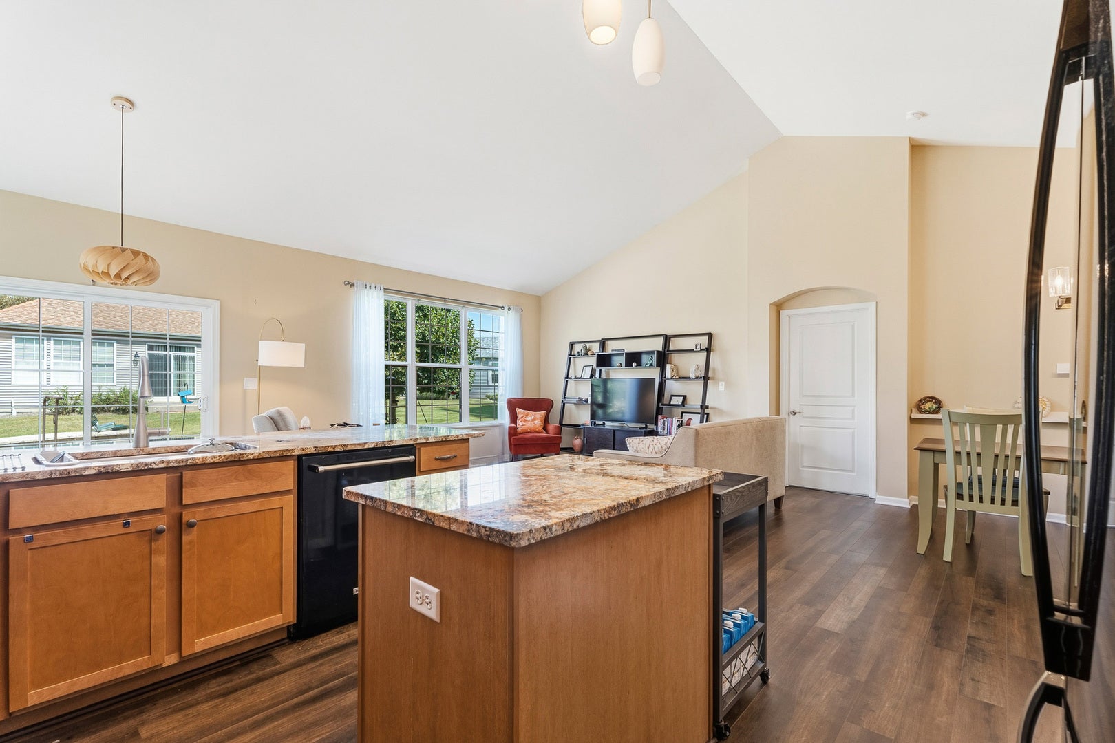 1119 Heathrow Lane