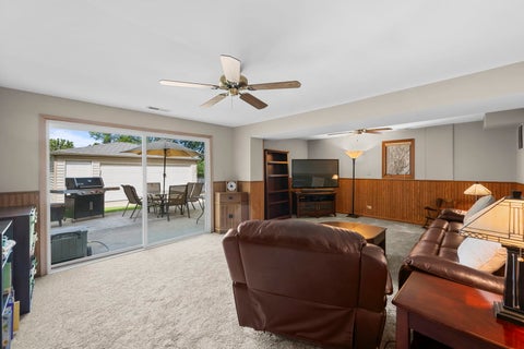 Tiny photo for 1476 Worden Way, Elk Grove Village, IL 60007 (MLS # 12740527)